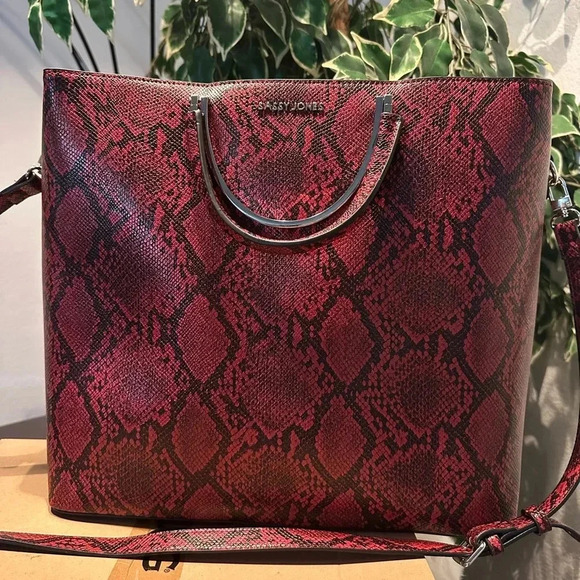 Sassy Jones NEW Pamela Snake Print ReEmbossed Large Crossbody Bag - Picture 2 of 16